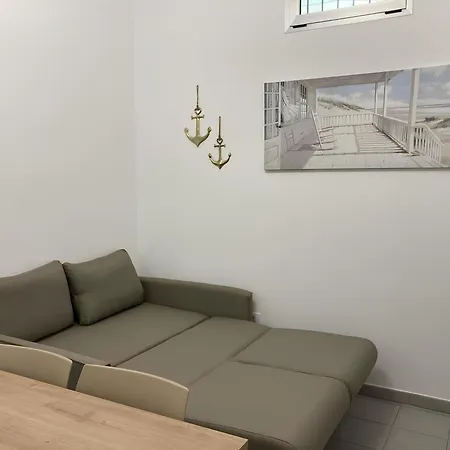 Charme By The Sea, Comacchio Apartment *